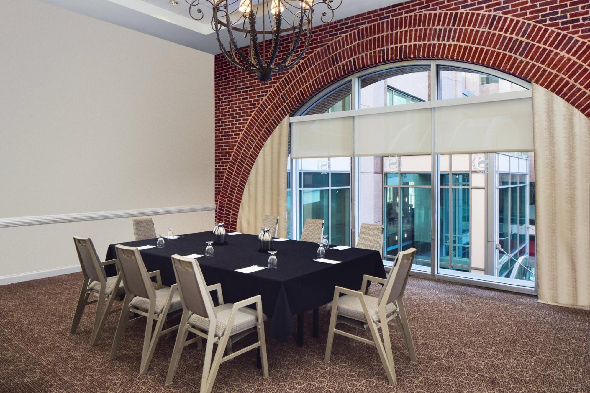 Sheraton Raleigh Hotel Esterno foto